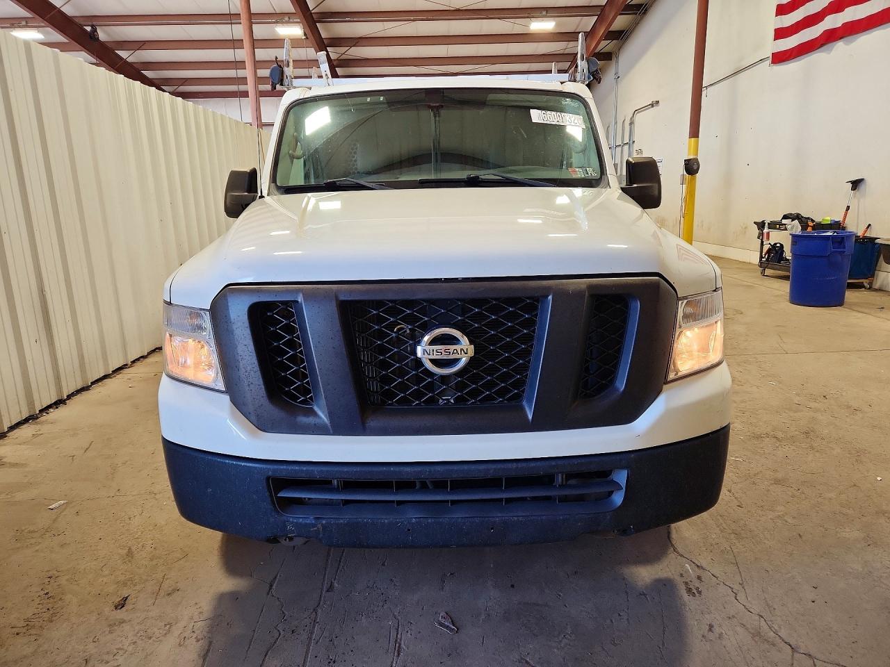 2018 NISSAN NV 2500 HD SV — снимка 5