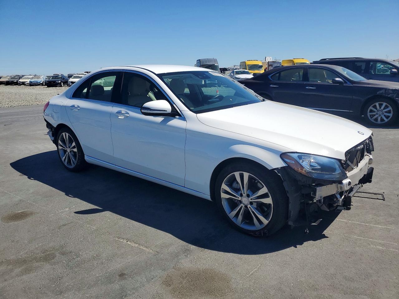 2017 MERCEDES-BENZ C 300 — снимка 4