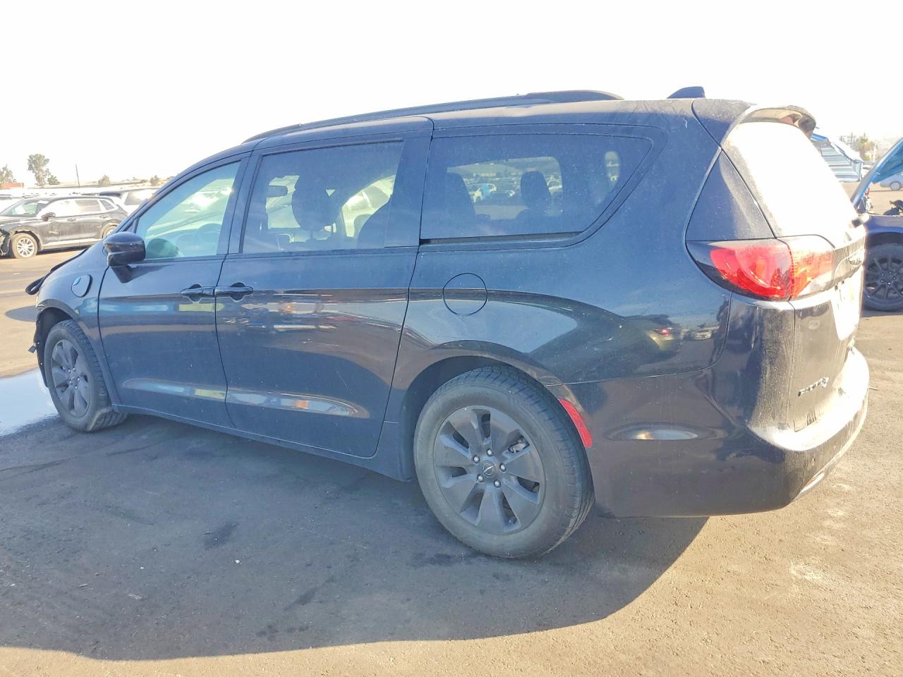 2019 CHRYSLER PACIFICA HYBRID TOURING PLUS — снимка 2