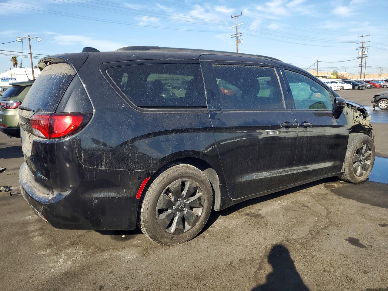 2019 CHRYSLER PACIFICA HYBRID TOURING PLUS — снимка 3