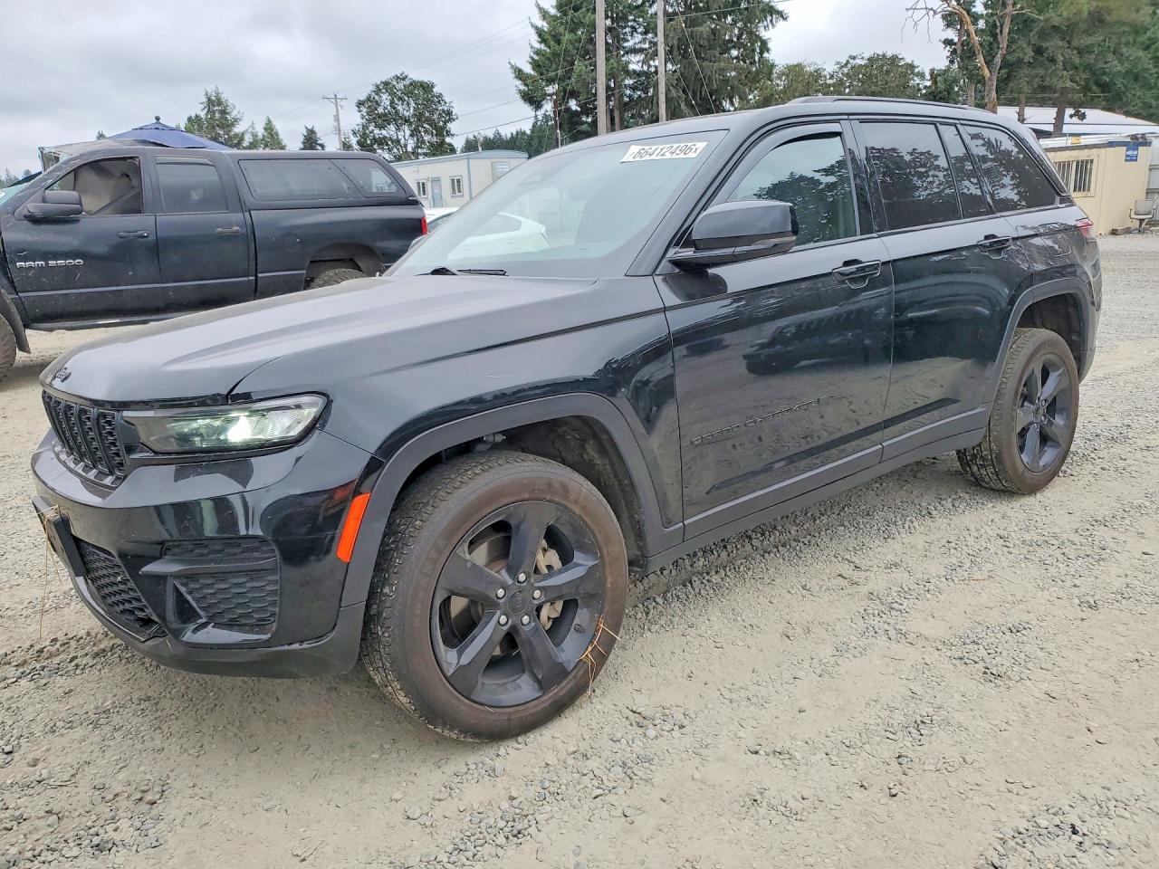 2023 JEEP GRAND CHEROKEE LAREDO