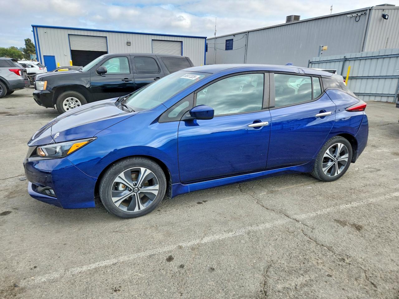 2022 NISSAN LEAF SV