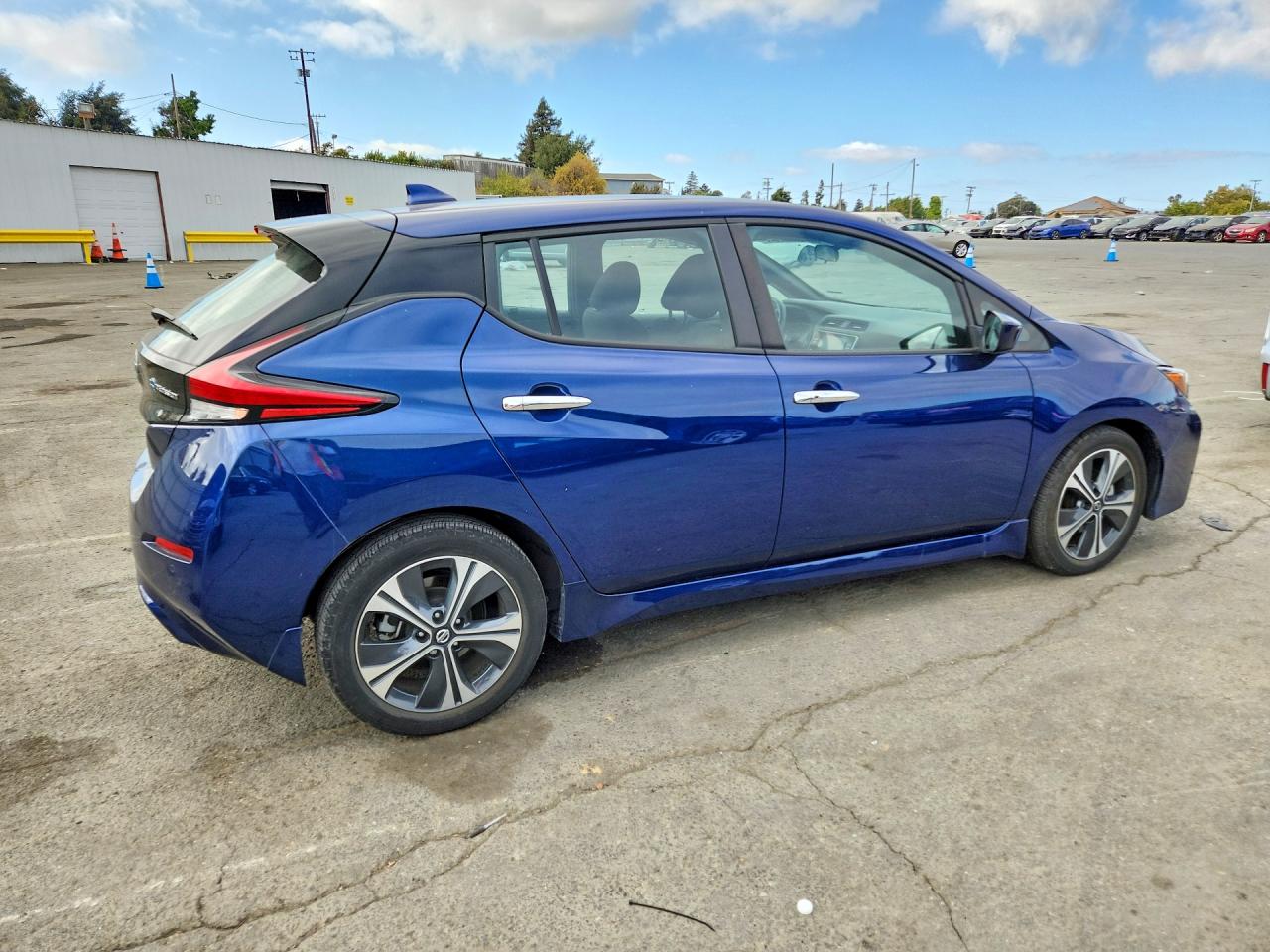 2022 NISSAN LEAF SV — снимка 3