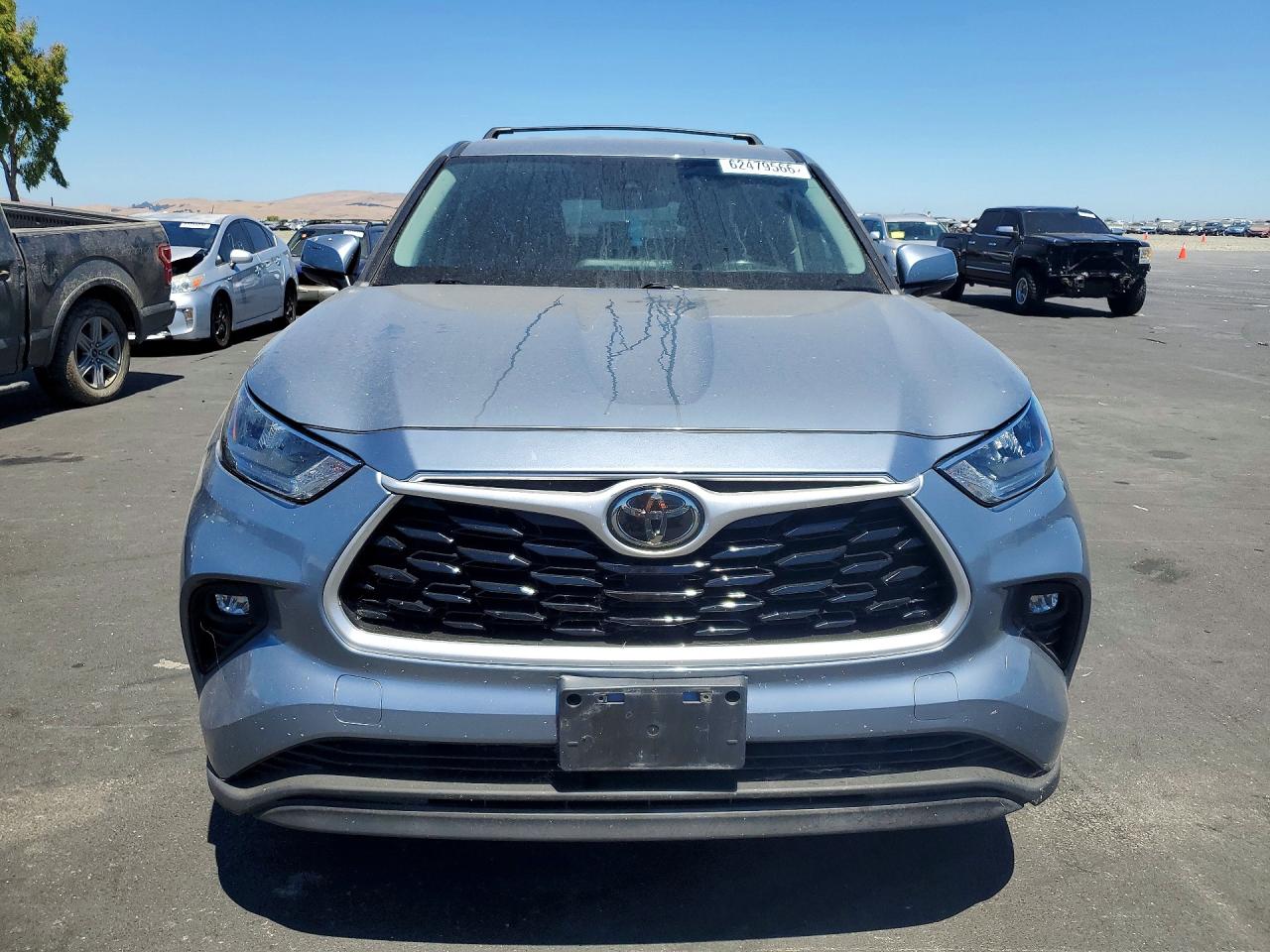 2020 TOYOTA HIGHLANDER LE — снимка 5