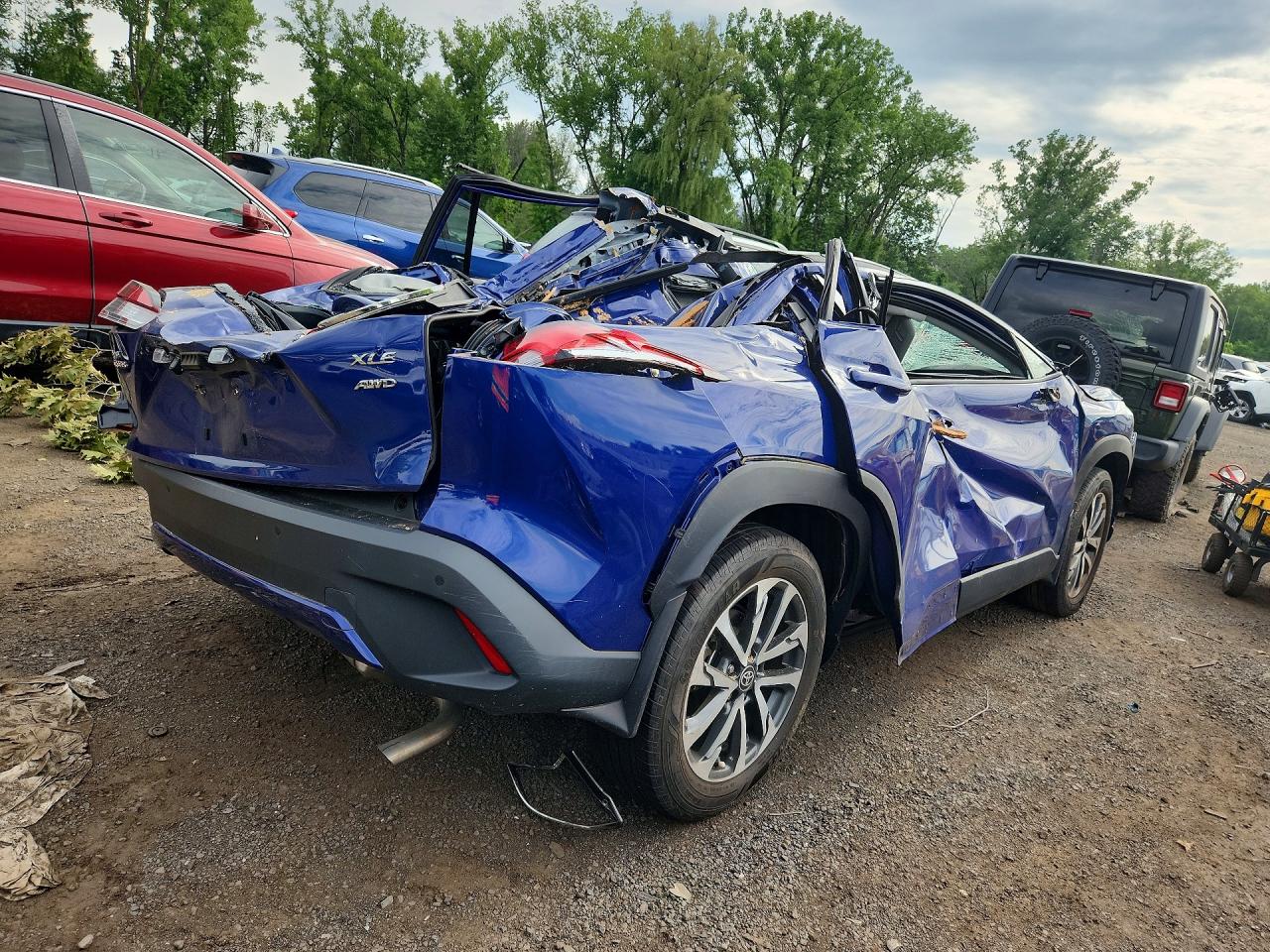 2023 TOYOTA COROLLA CROSS XLE — снимка 3