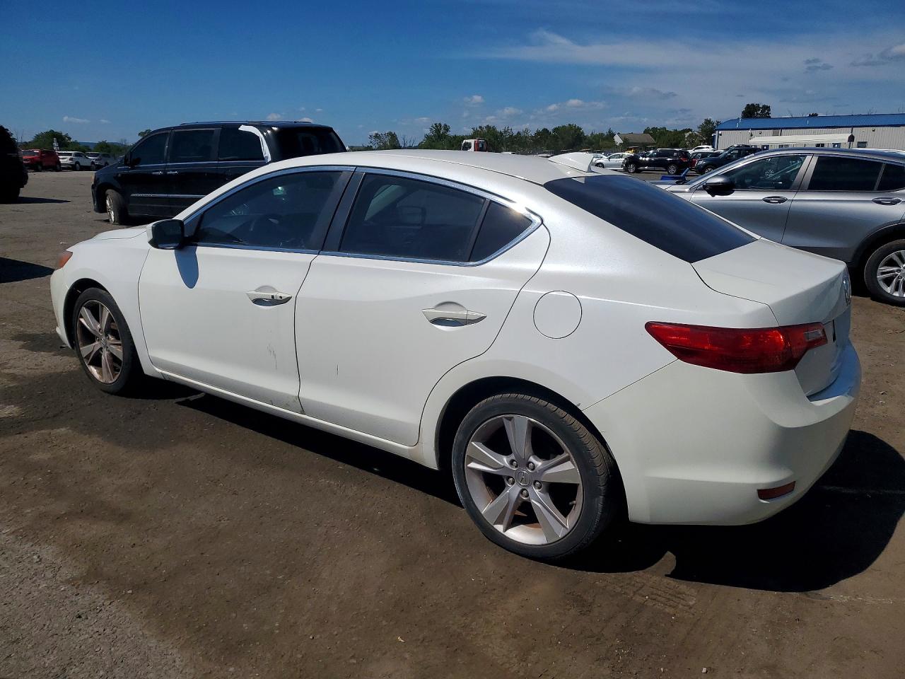 2014 ACURA ILX 20 — снимка 2