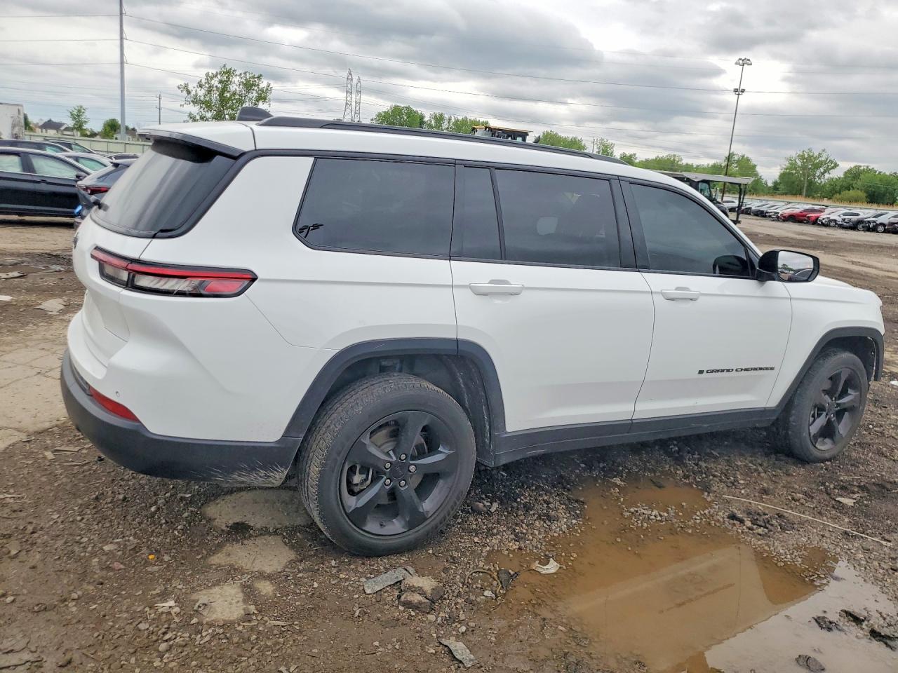 2023 JEEP GRAND CHEROKEE L LAREDO — снимка 3