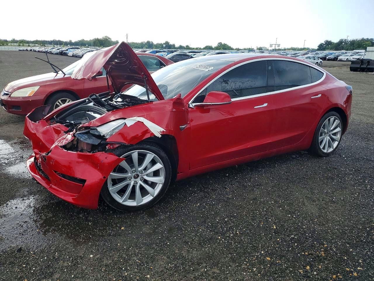 2018 TESLA MODEL 3