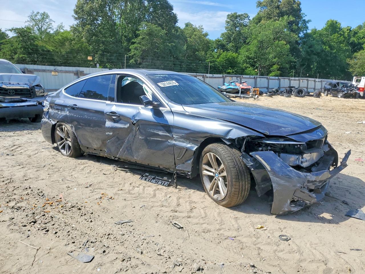 2018 BMW 330 XIGT — снимка 4