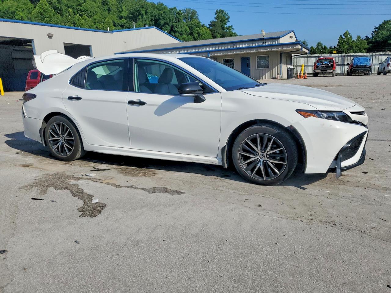 2023 TOYOTA CAMRY HYBRID SE — снимка 4