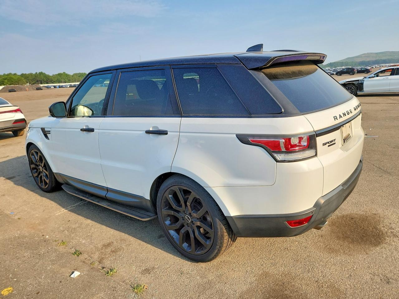 2017 LAND ROVER RANGE ROVER SPORT HSE — снимка 2