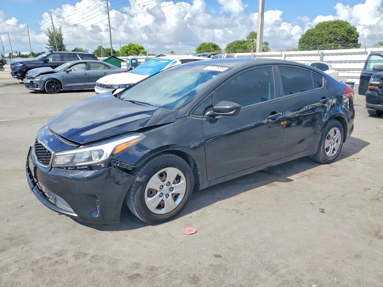 2017 KIA FORTE LX