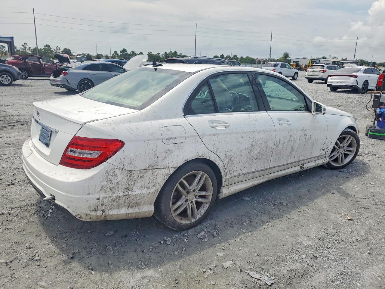 2013 MERCEDES-BENZ C 250 — снимка 3