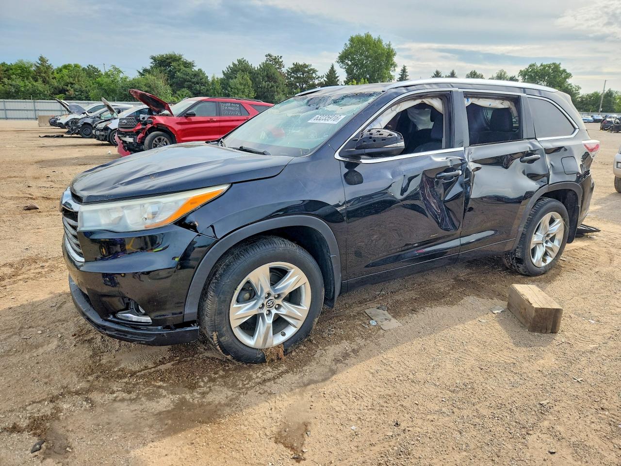 2016 TOYOTA HIGHLANDER LIMITED