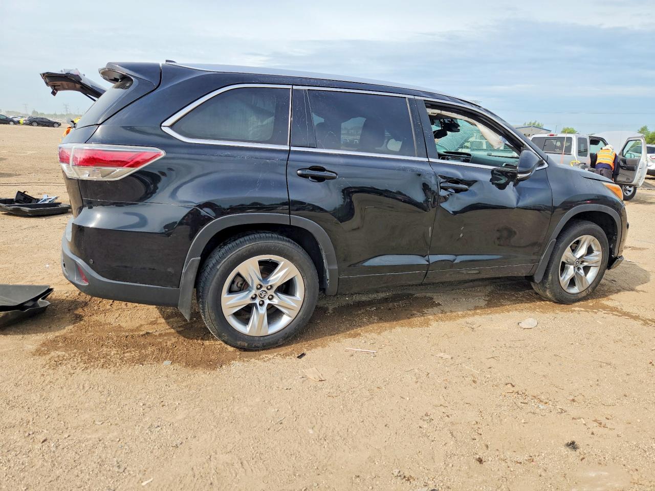 2016 TOYOTA HIGHLANDER LIMITED — снимка 3