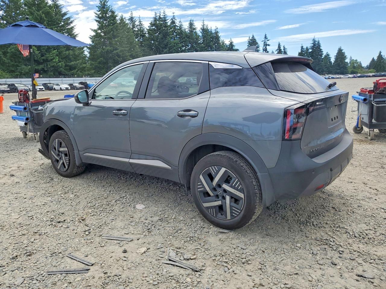 2025 NISSAN KICKS SV — снимка 2
