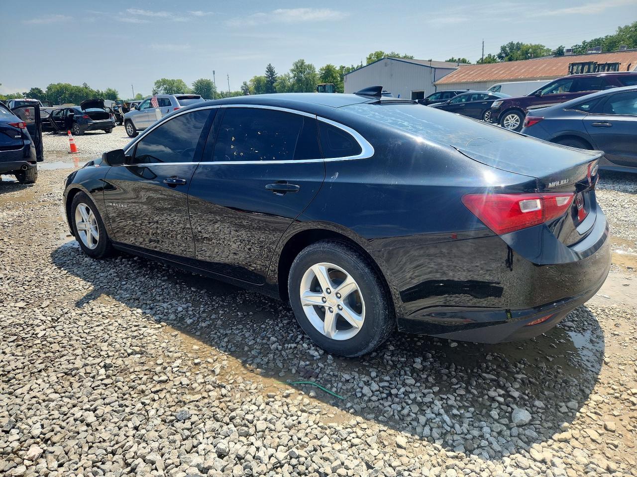 2022 CHEVROLET MALIBU LS — снимка 2