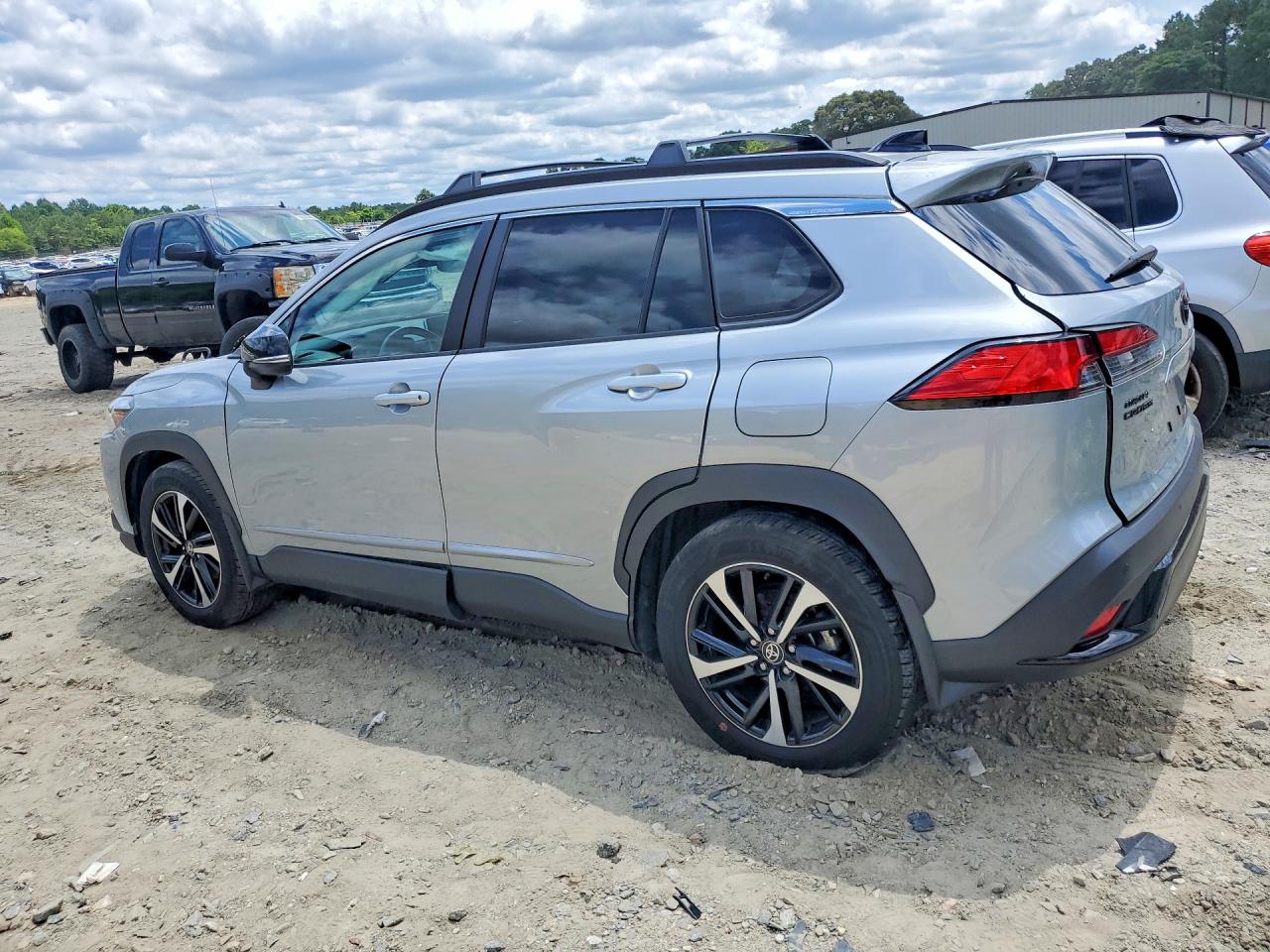 2025 TOYOTA COROLLA CROSS HYBRID XSE — снимка 2