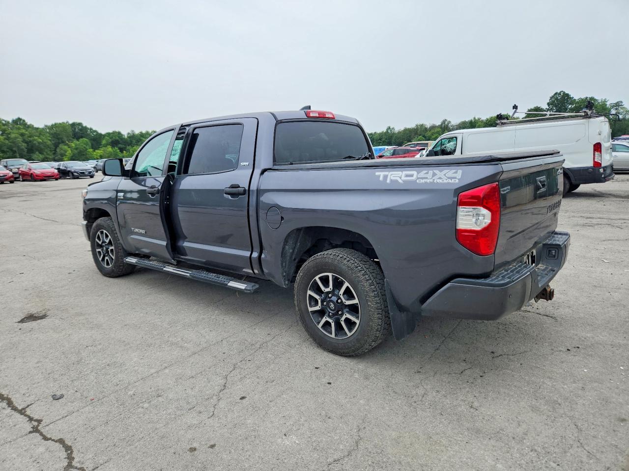 2021 TOYOTA TUNDRA SR5 — снимка 2