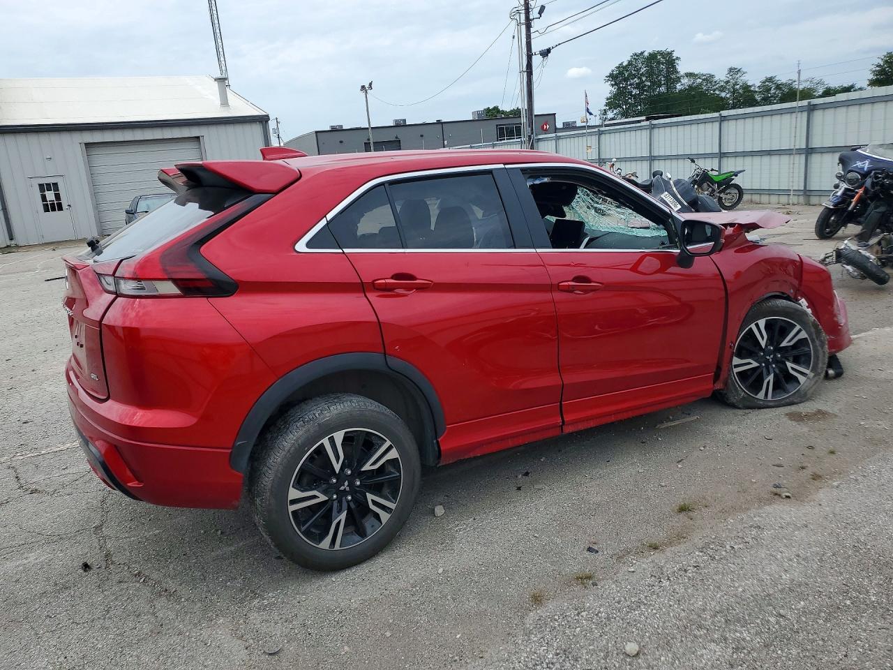 2023 MITSUBISHI ECLIPSE CROSS SE — снимка 3