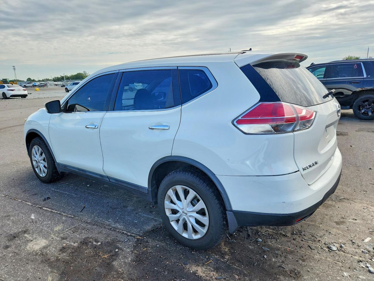 2015 NISSAN ROGUE S — снимка 2