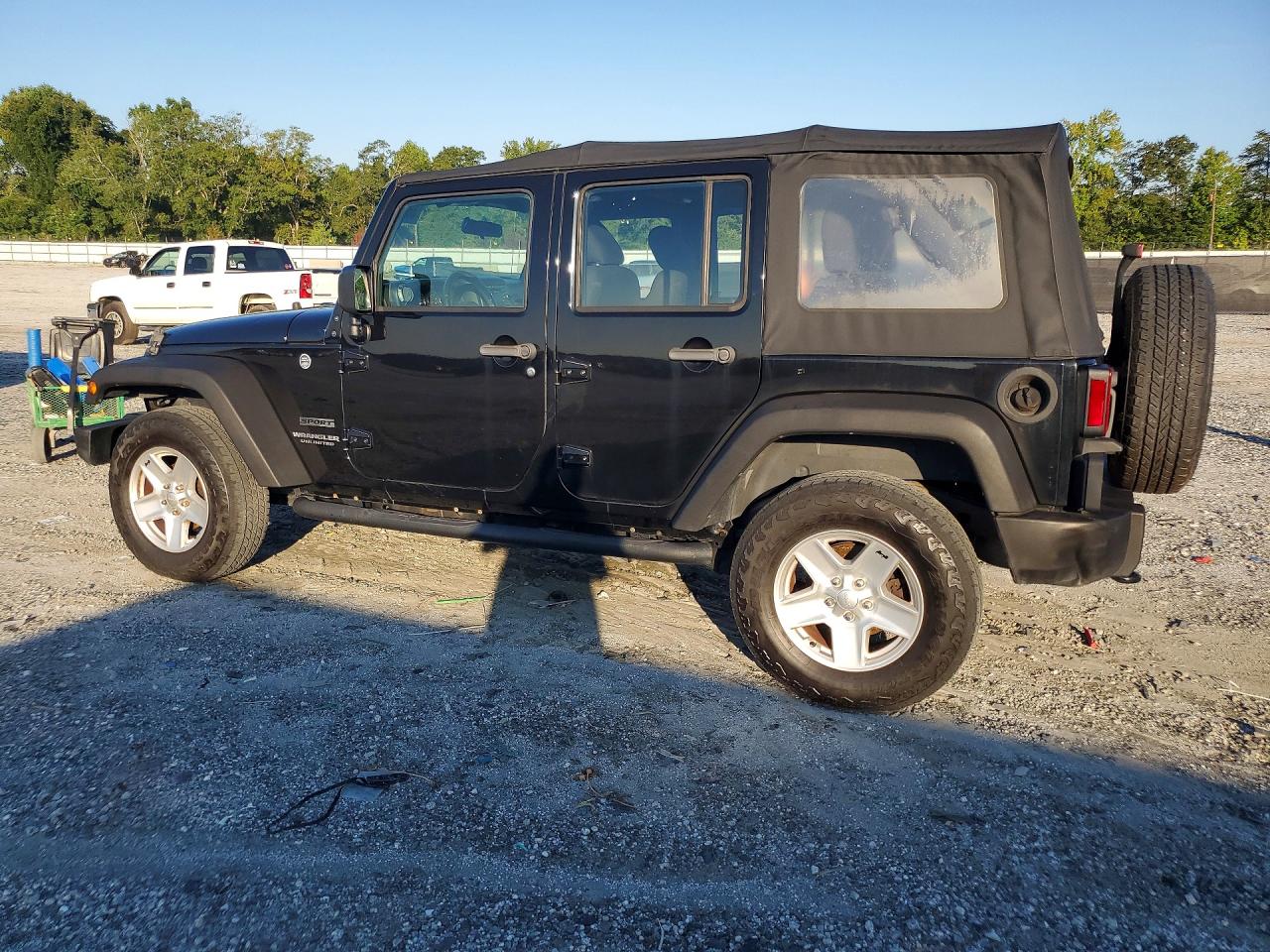 2017 JEEP WRANGLER UNLIMITED SPORT — снимка 2