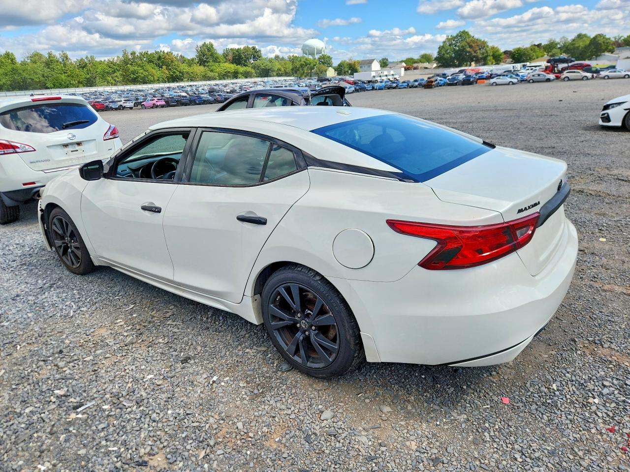 2017 NISSAN MAXIMA 3.5 S — снимка 2