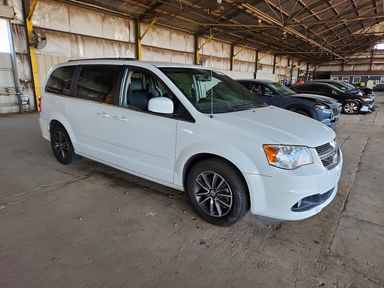 2017 DODGE GRAND CARAVAN SXT — снимка 4