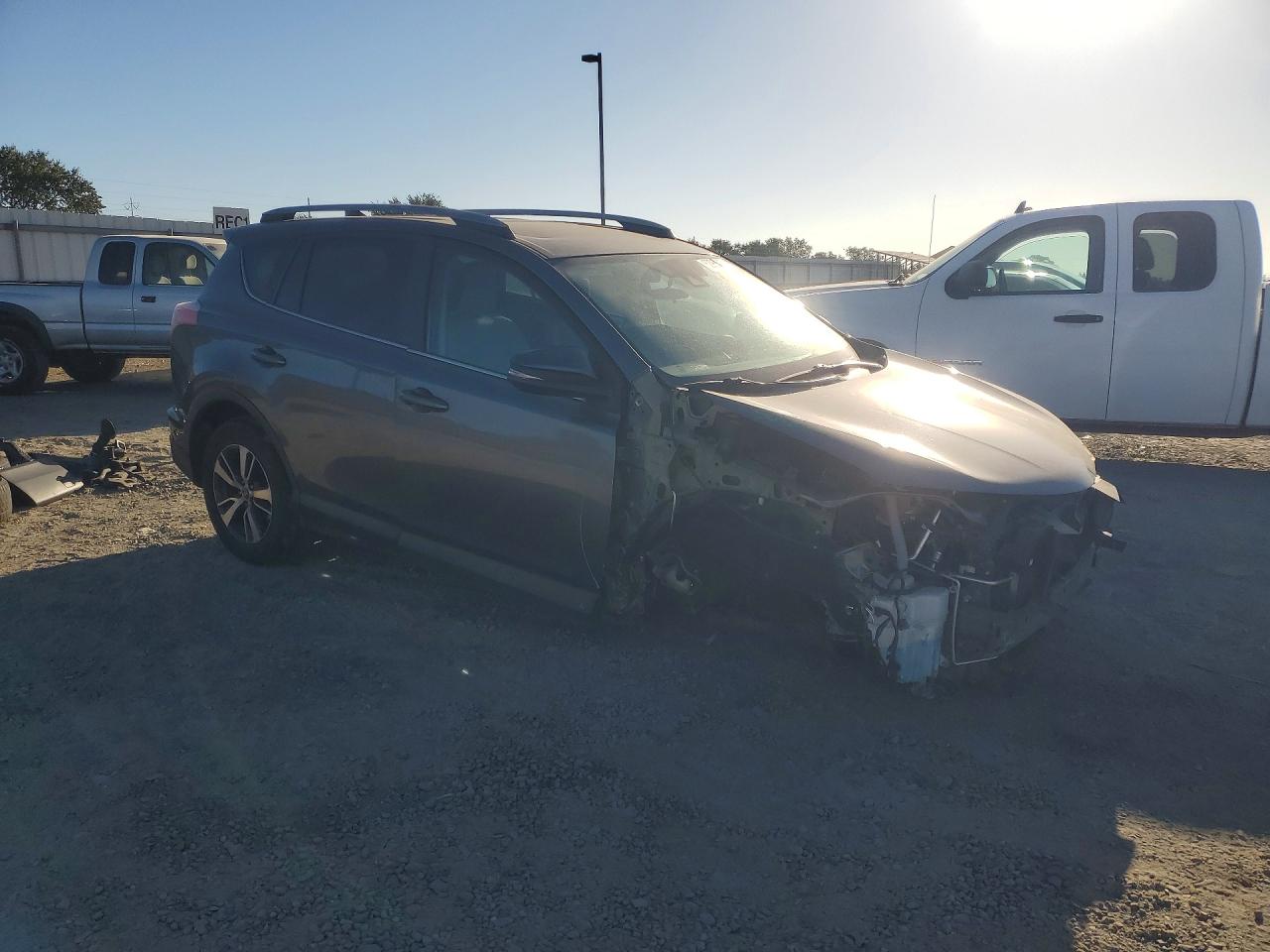 2018 TOYOTA RAV4 XLE — снимка 4