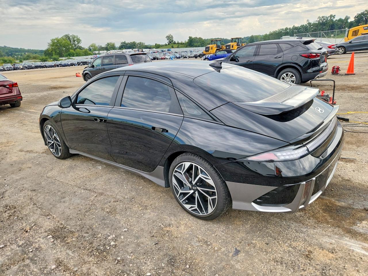 2024 HYUNDAI IONIQ 6 SEL — снимка 2