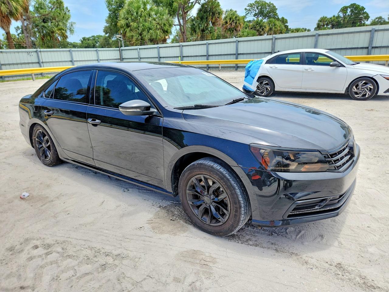 2017 VOLKSWAGEN PASSAT S — снимка 4