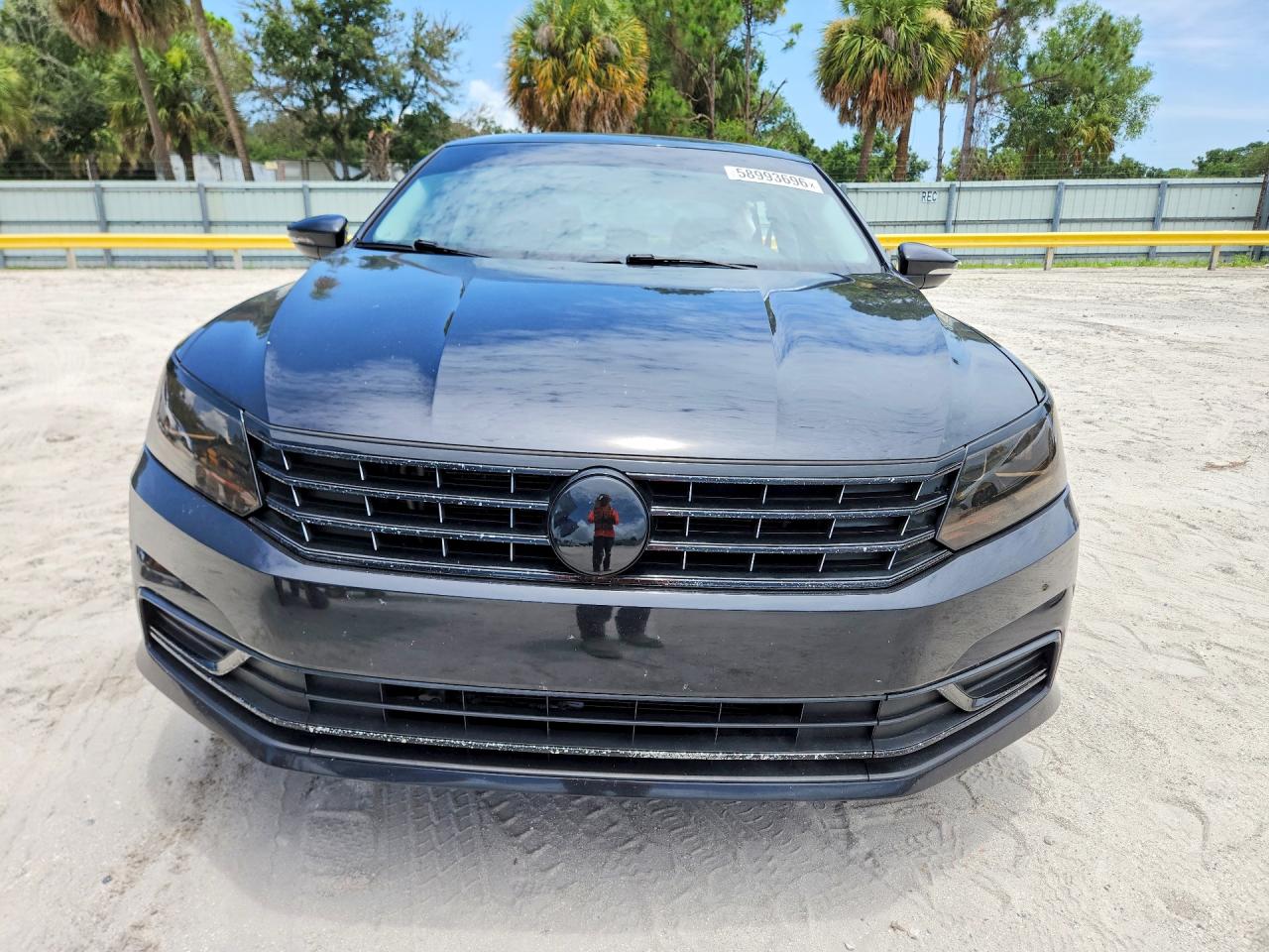 2017 VOLKSWAGEN PASSAT S — снимка 5