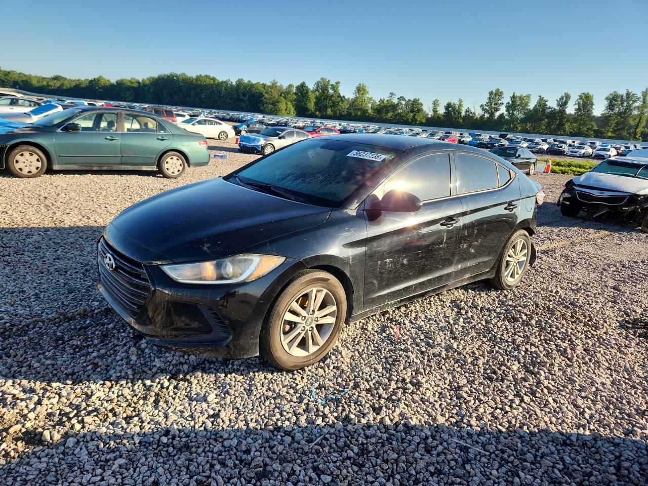 2017 HYUNDAI ELANTRA SE