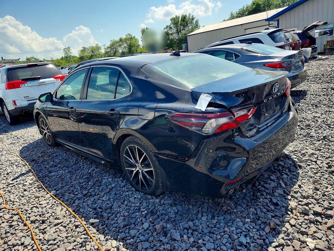 2023 TOYOTA CAMRY HYBRID SE — снимка 2
