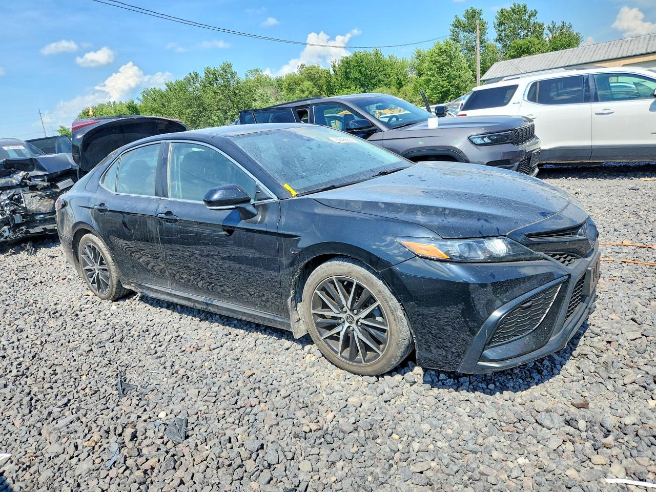 2023 TOYOTA CAMRY HYBRID SE — снимка 4