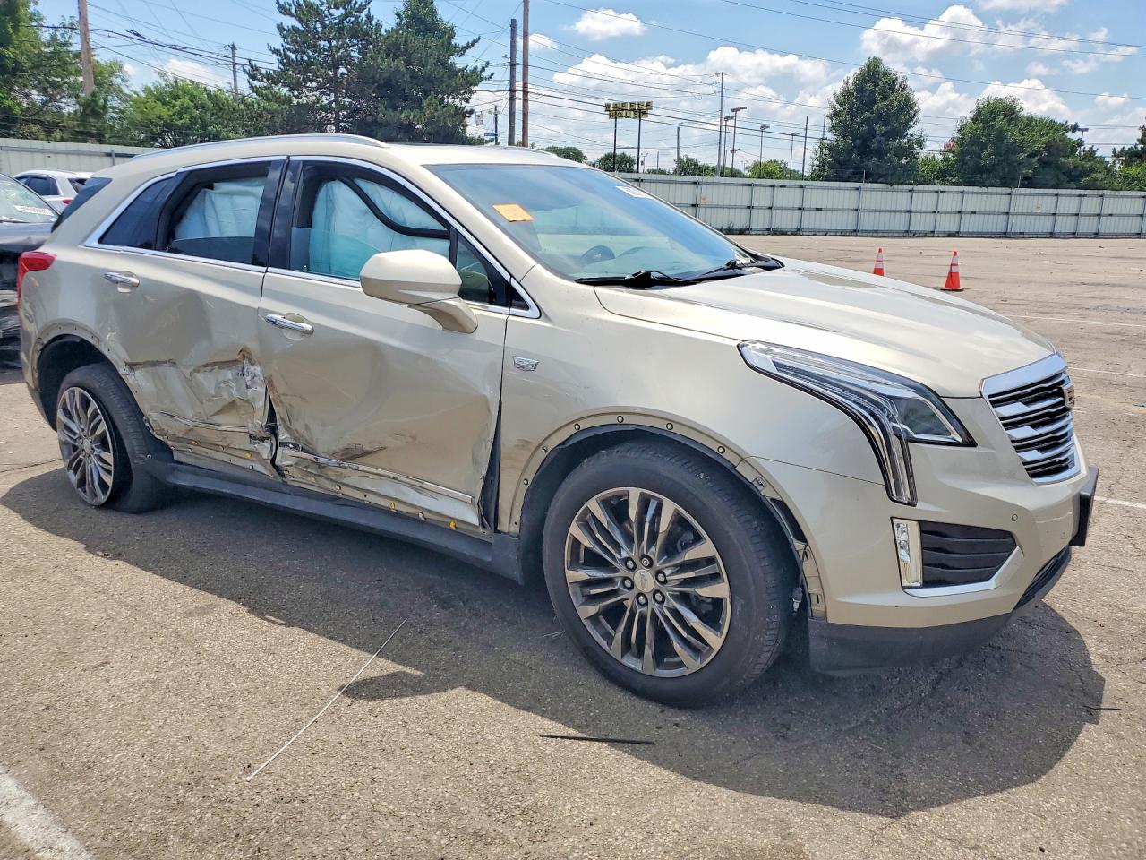 2017 CADILLAC XT5 PREMIUM LUXURY — снимка 4