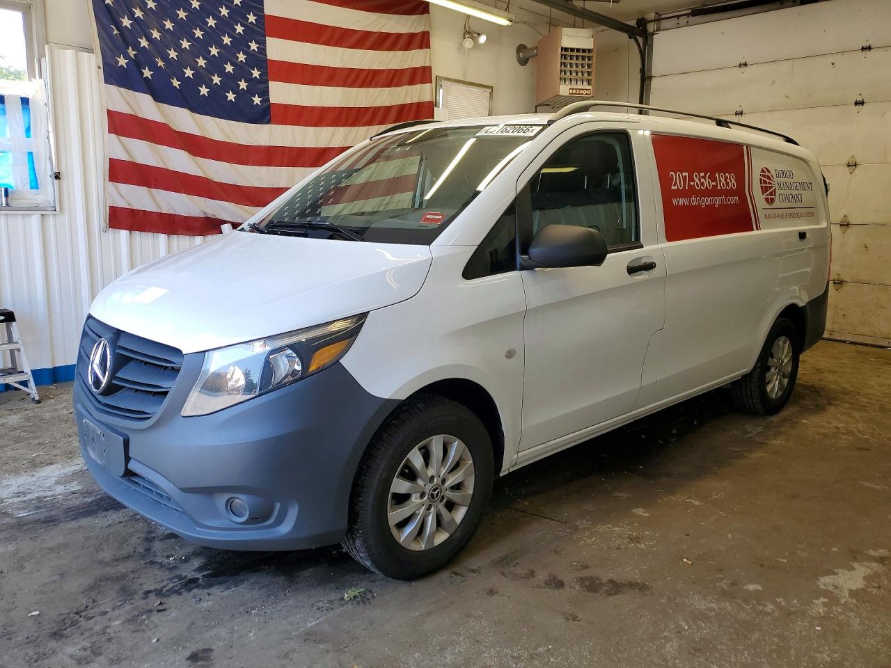 2022 MERCEDES-BENZ METRIS