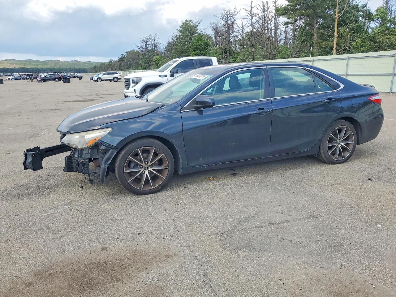 2015 TOYOTA CAMRY XSE