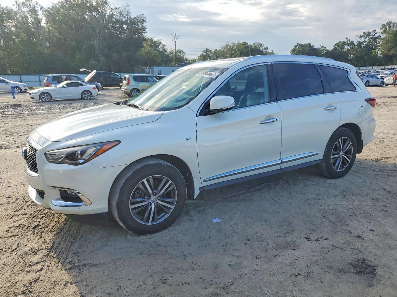 2020 INFINITI QX60 LUXE