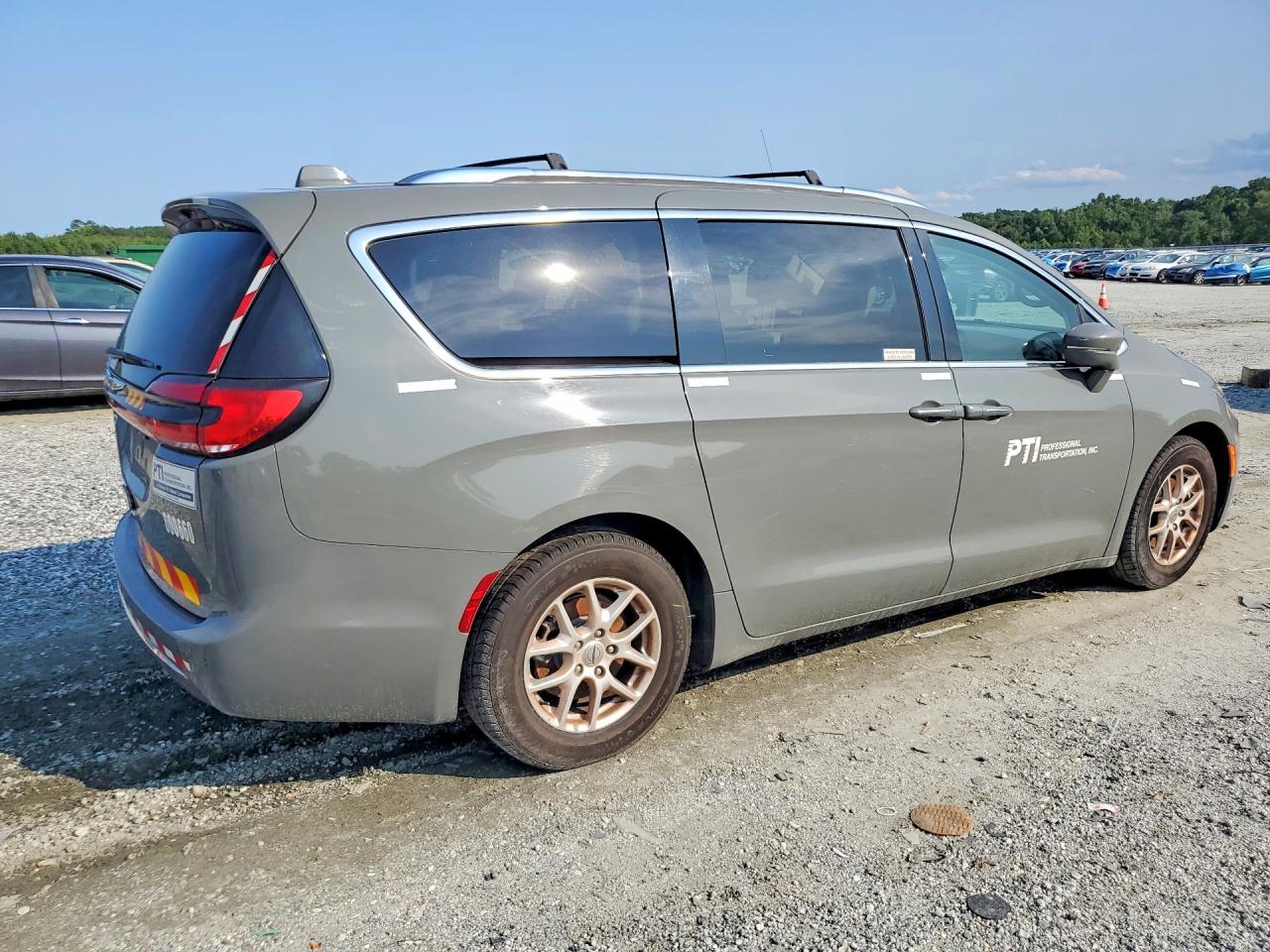 2021 CHRYSLER PACIFICA TOURING L — снимка 3