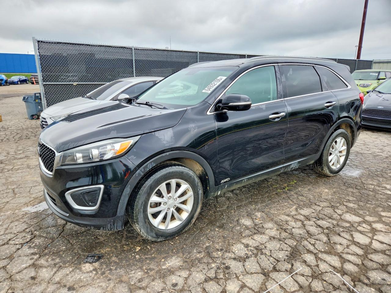 2017 KIA SORENTO LX
