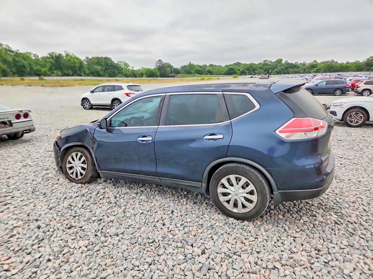 2015 NISSAN ROGUE S — снимка 2