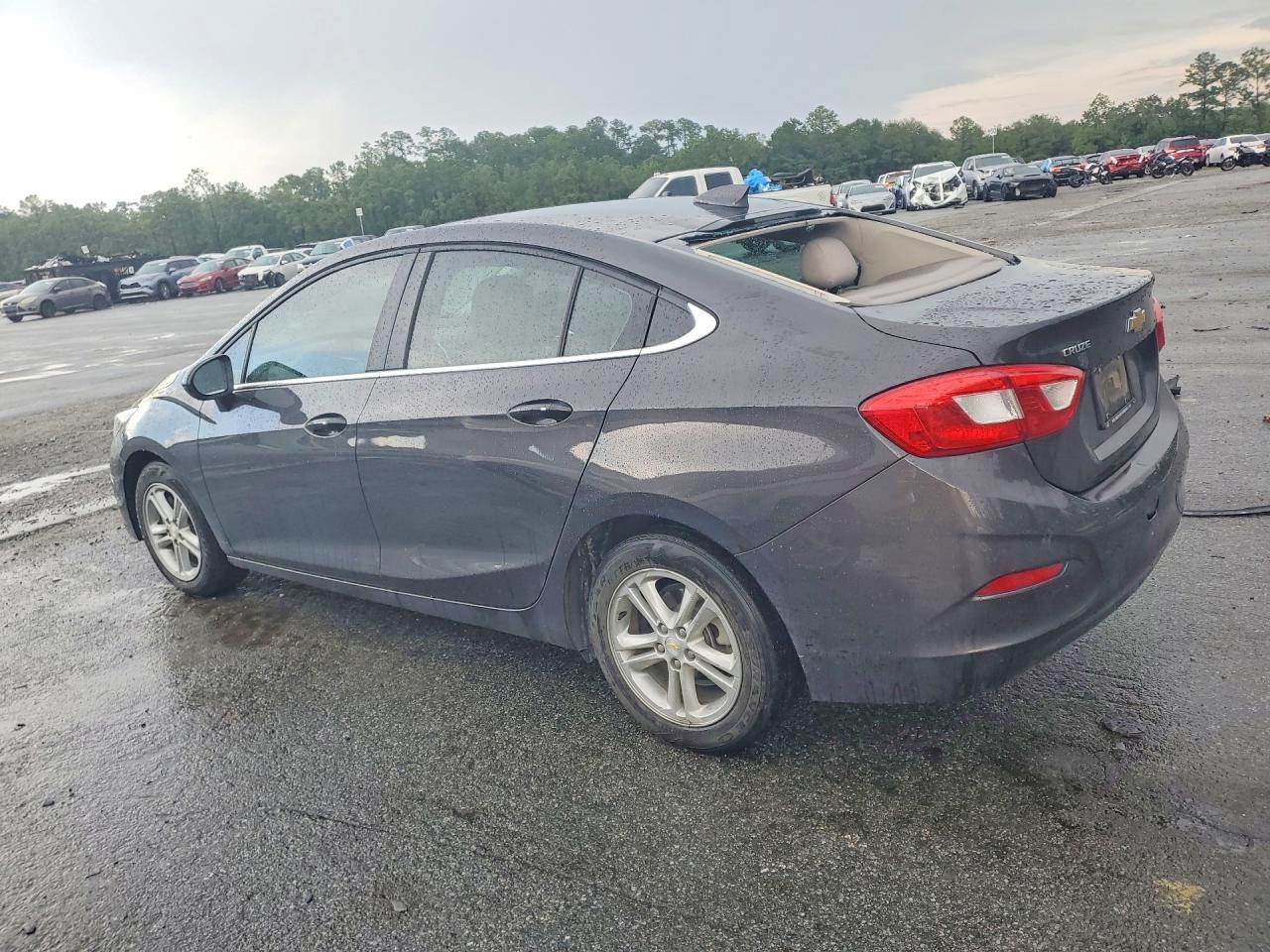 2017 CHEVROLET CRUZE LT — снимка 2