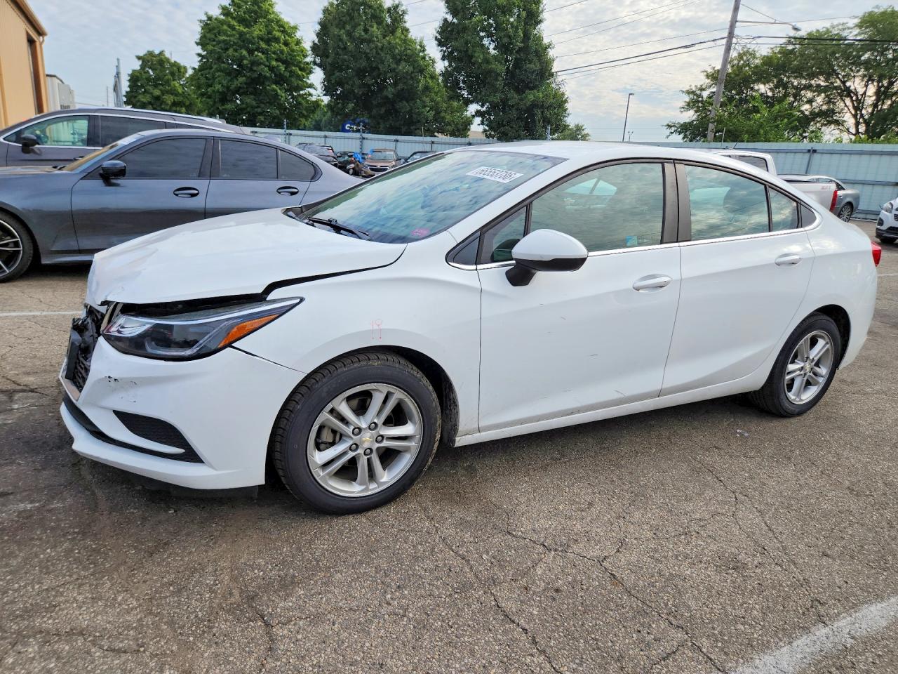 2018 CHEVROLET CRUZE LT