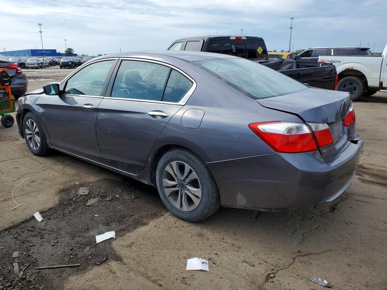 2015 HONDA ACCORD LX — снимка 2