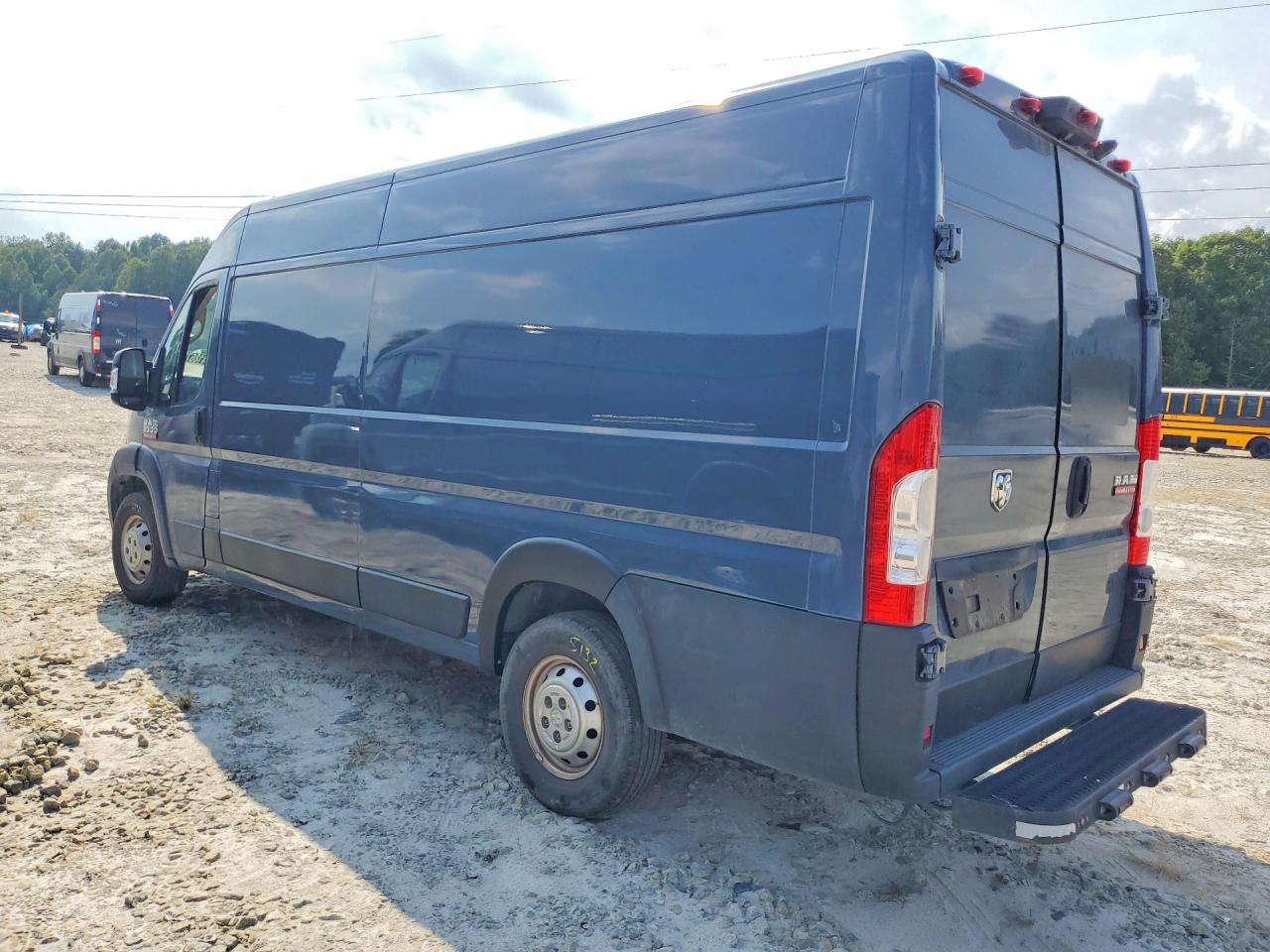2021 RAM PROMASTER 3500 — снимка 2