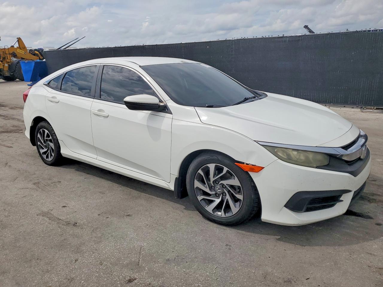 2016 HONDA CIVIC LX — снимка 4