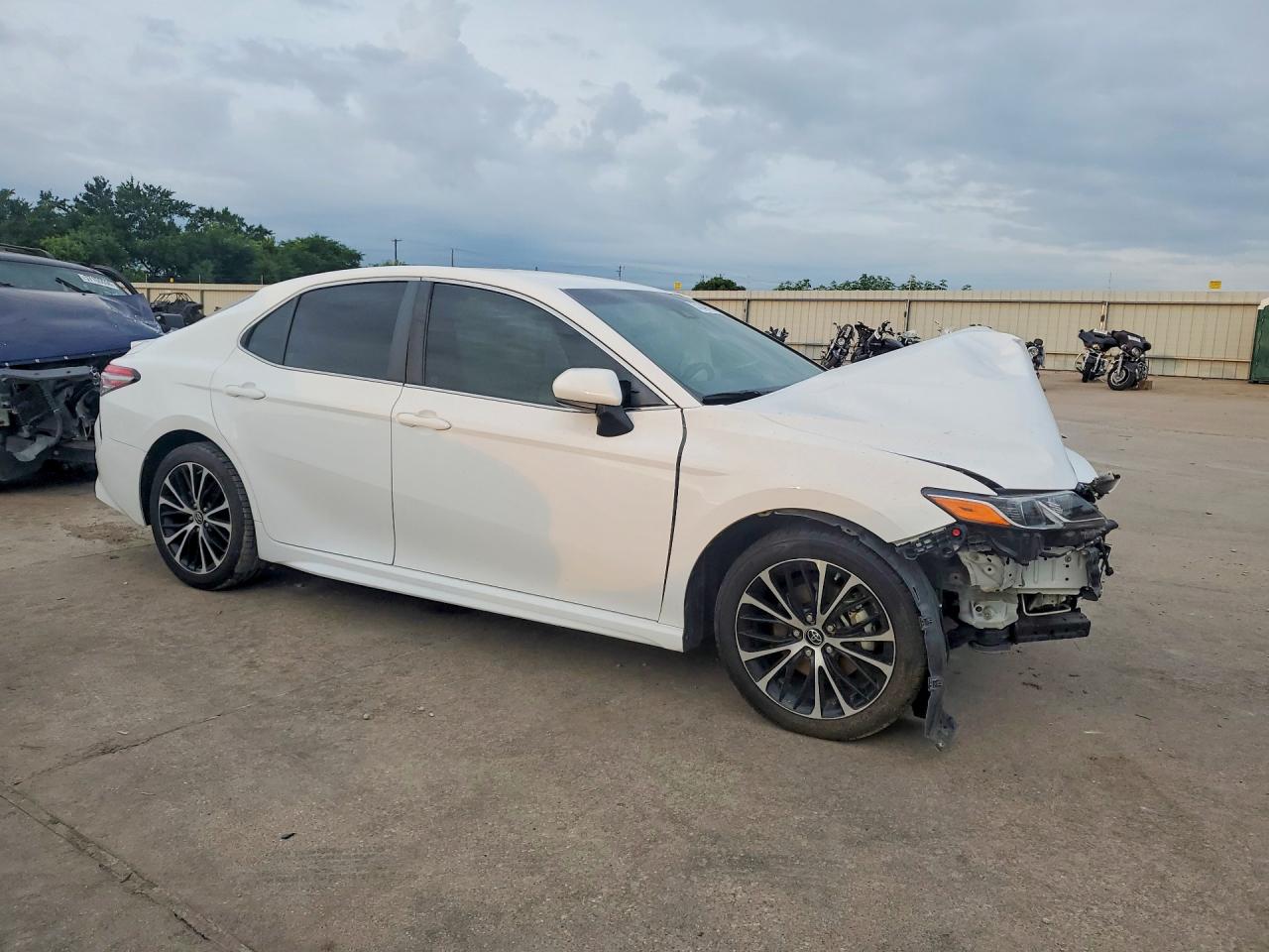 2018 TOYOTA CAMRY SE — снимка 4