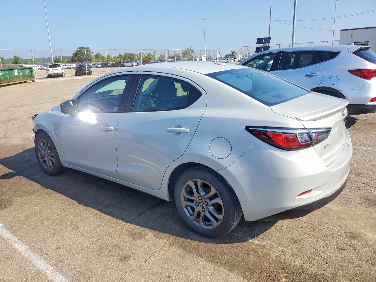 2019 TOYOTA YARIS LE — снимка 2