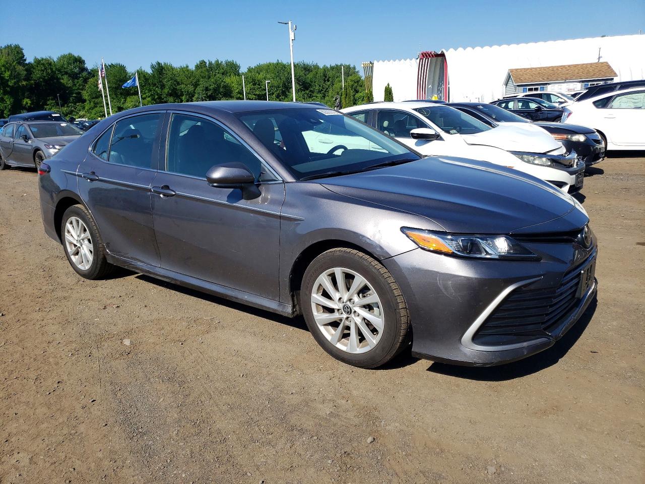 2021 TOYOTA CAMRY LE — снимка 4